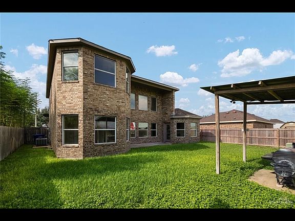 2nd image of 3716 Yellowhammer Ave