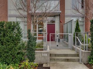 70 Saghalie Rd #108, Victoria, BC V9A0G9