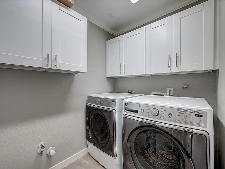 5205 Irvington Blvd — Photo 37