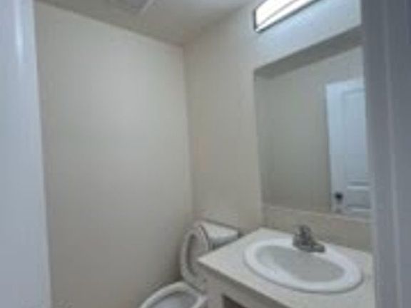 5th image of 3204-3230 Highland Ave #L3212-d
