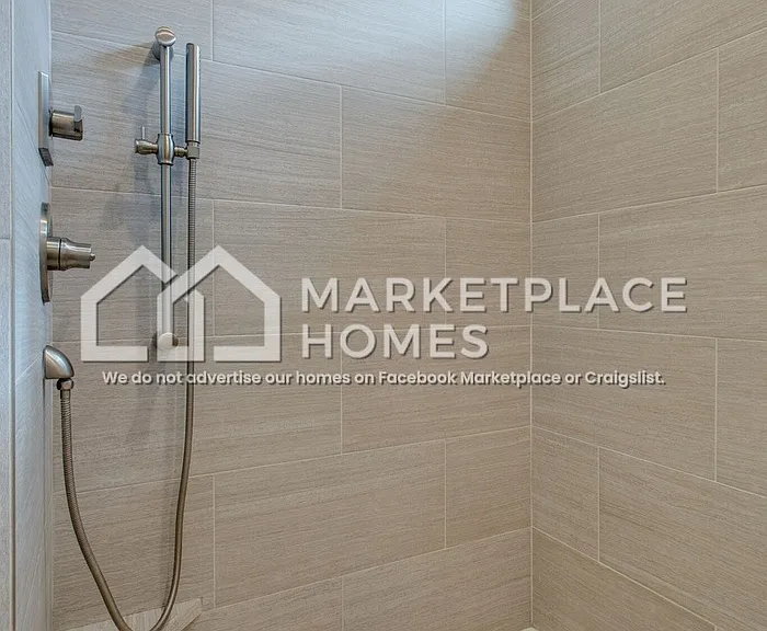 2119 Herman St — Photo 17