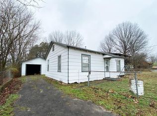 5804 S Wilkerson Rd, Fayetteville, AR 72704