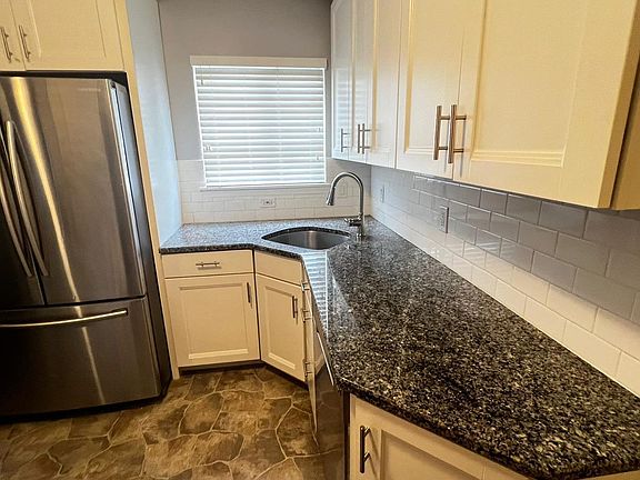 3rd image of 29440 Robert Dr