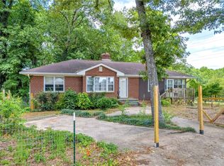 523 Shook Rd, Seneca, SC 29672