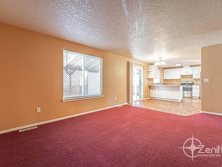 15501 NE 88th St — Photo 16