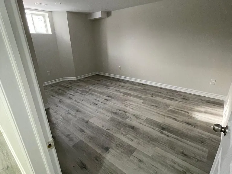 67 Eldridge Pl #BASEMENT — Photo 10