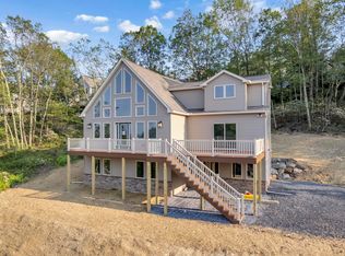 2217 Camelback Dr, Tannersville, PA 18372