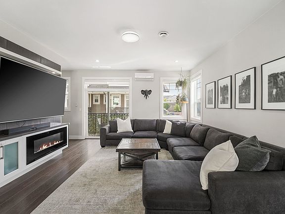 5th image of 19501 74th Ave #75
