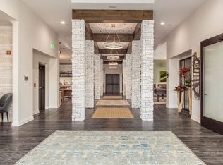 Berkley House, Columbus, OH 43220