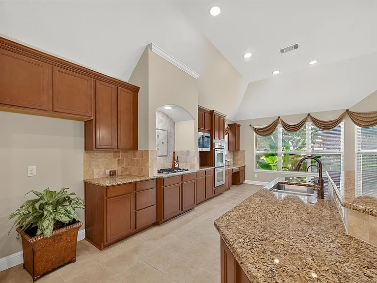 21331 Winding Path Way — Photo 14