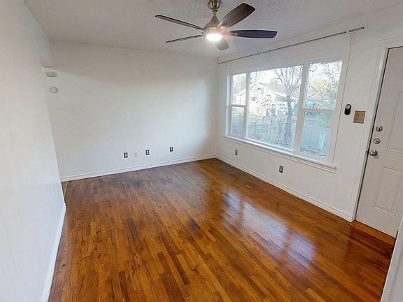 5th image of 202 E Carpenter Ave