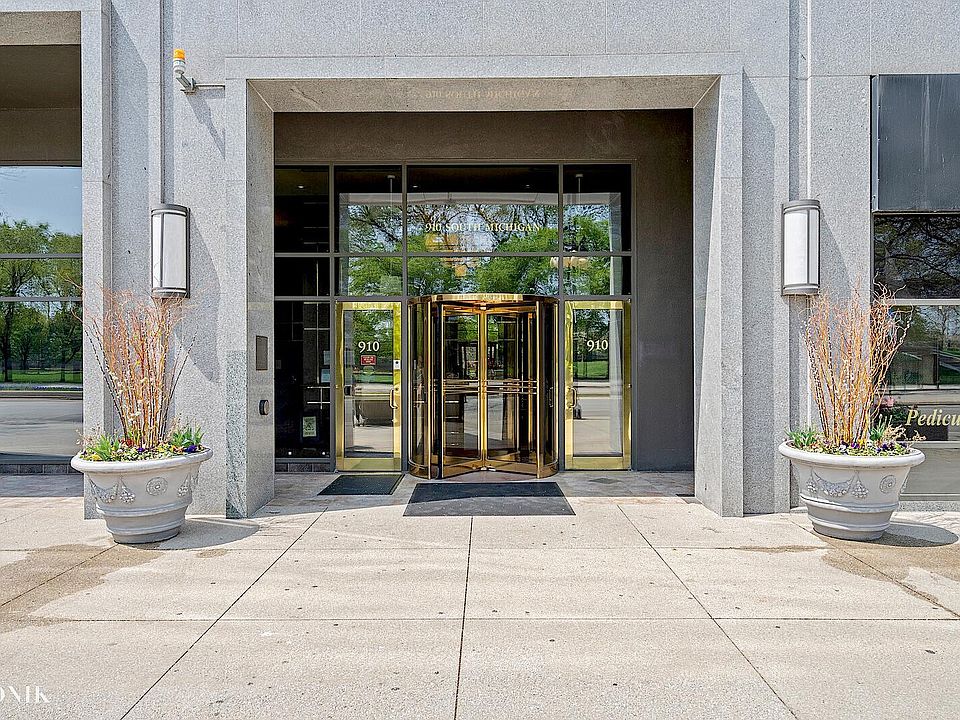 1st image of 910 S Michigan Ave APT 1702