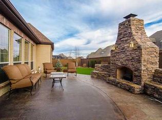 4901 Newcastle Dr SW, Bentonville, AR 72712