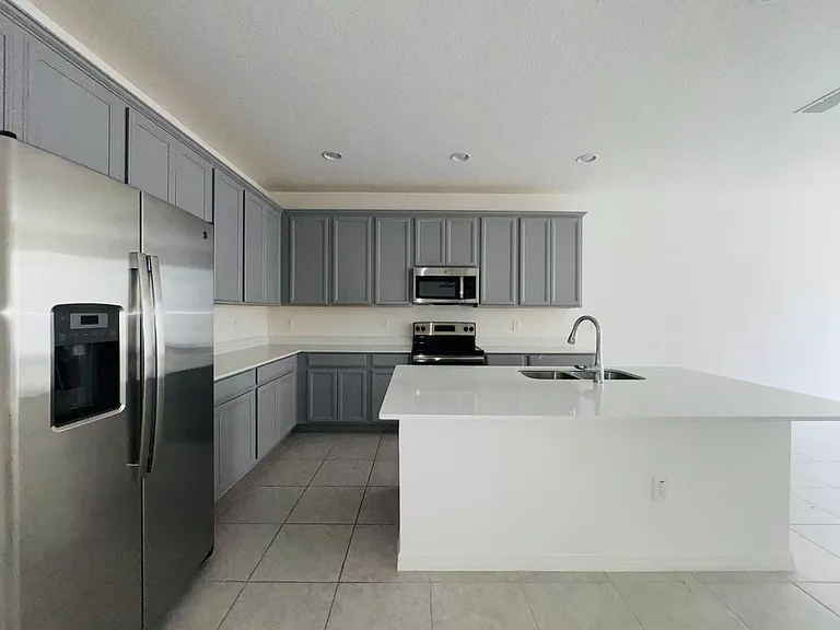 8166 Mosaic Ln — Photo 11