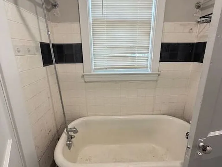 3438 Parkwood Ave — Photo 7