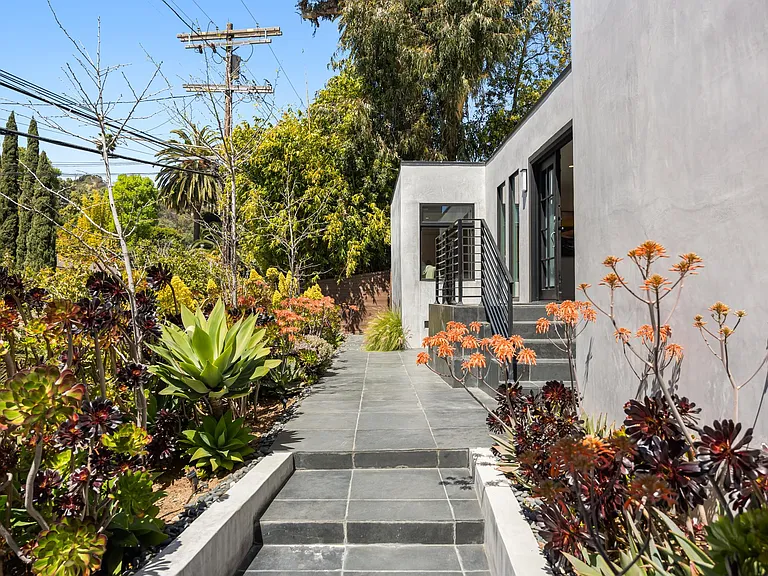 The perfect blend of tranquility and sophistication.