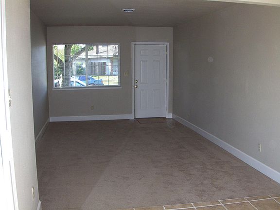 3rd image of 10149 Crawford Way