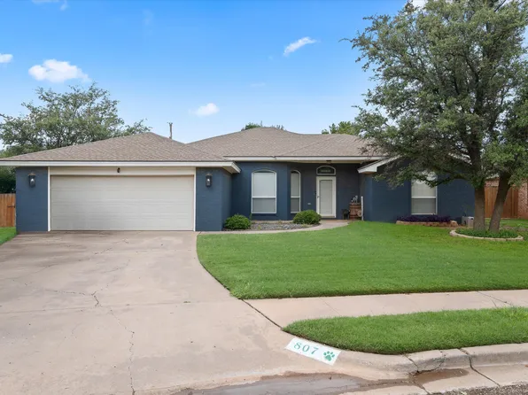 807 Cedar Ave, Idalou, TX 79329