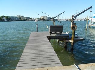 352 145th Ave E, Madeira Beach, FL 33708