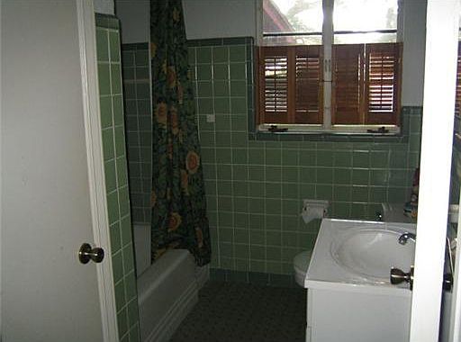 5th image of 104 N Jupiter Ave