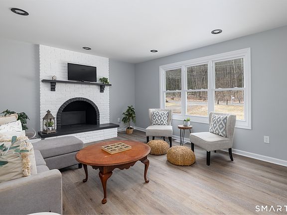 3rd image of 361 Carter Road