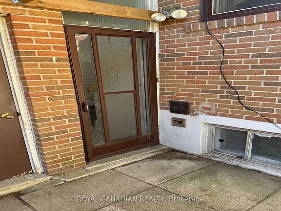 4th image of 312 Coronation Dr #Basement