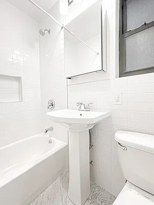 Rented by Urban Real Estate Property Group Inc | media 4