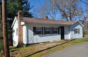 3rd image of 217 Osage Ave N