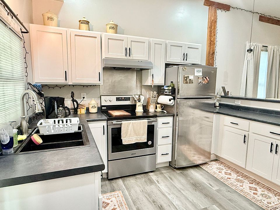 1st image of 95 W Elm St #1