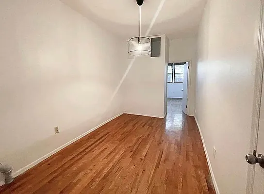 Rented by Ulas Real Estates Inc | media 12