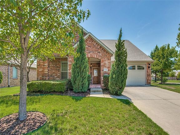 2nd image of 591 Birch Valley Ct