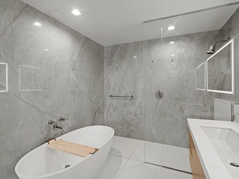 328 Adolphus Ave #606 — Photo 10