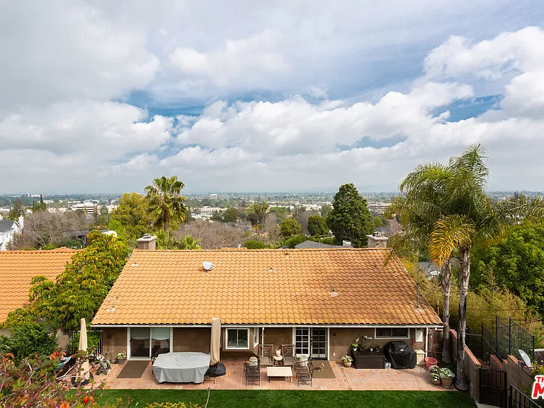 13902 Valley Vista Blvd — Photo 21