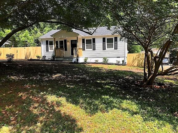 2nd image of 710 Stowe Dr