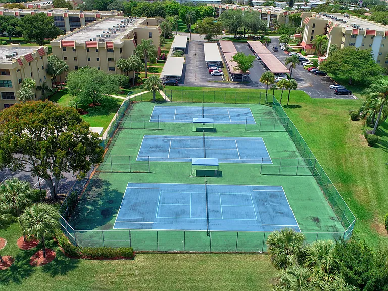 23345 Carolwood Ln #205 — Photo 34