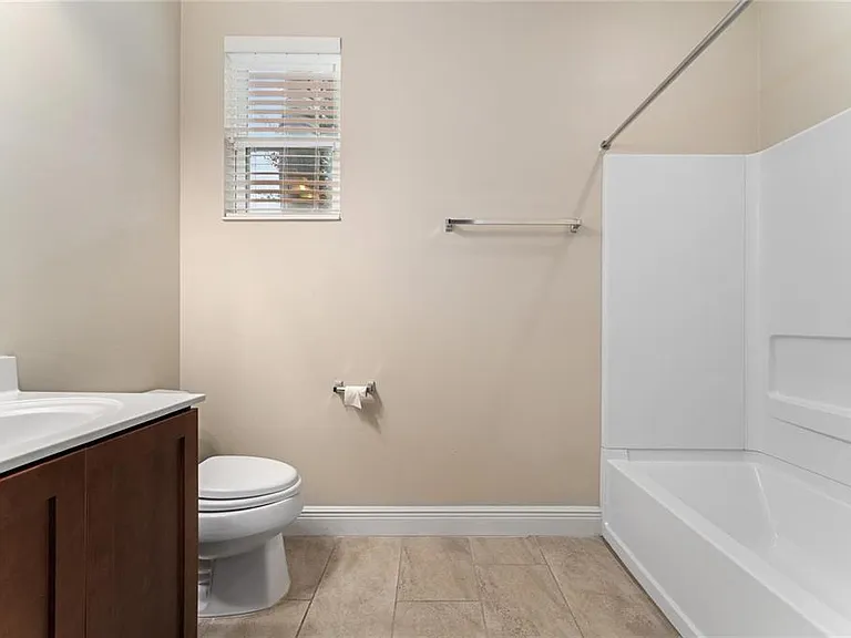 6650 Bridgewater Village Rd — Photo 5