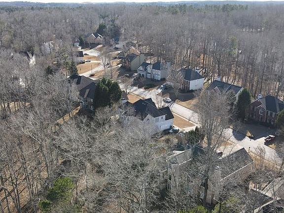 5th image of 6876 Glen Cove Ln