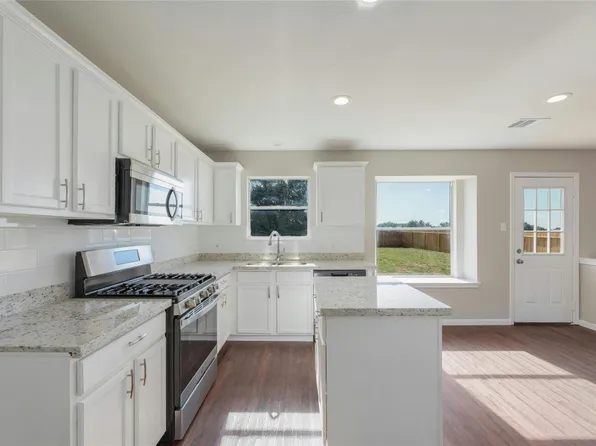 632 Tudor House Rd, Pflugerville, TX 78660