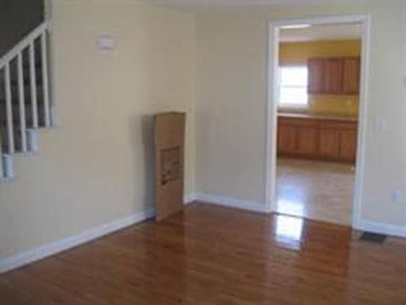 4th image of 451 Hampshire St #451