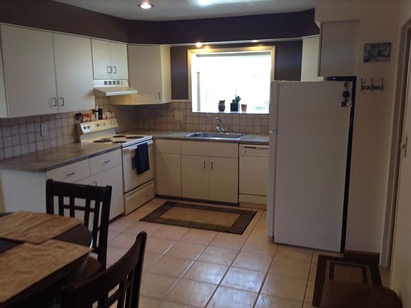 3rd image of 13845 Arnold Dr
