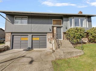 751 NE Village Squire Ave, Gresham, OR 97030