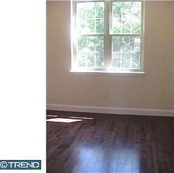5th image of 1514 Montrose St