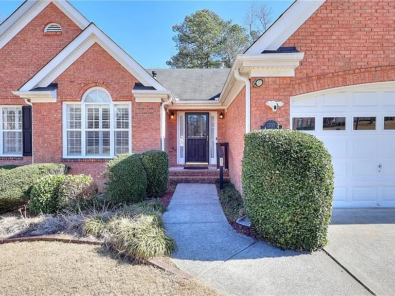 1705 Prospect Creek Dr — Photo 2