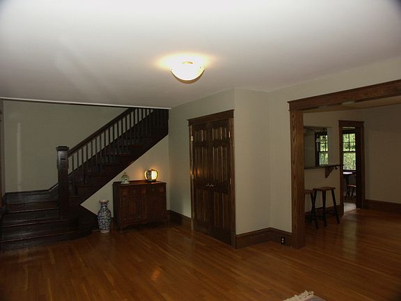 3RD VIEW OF LIVING ROOM