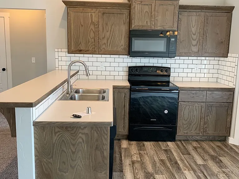 4816 Ann Marie Ave — Photo 8