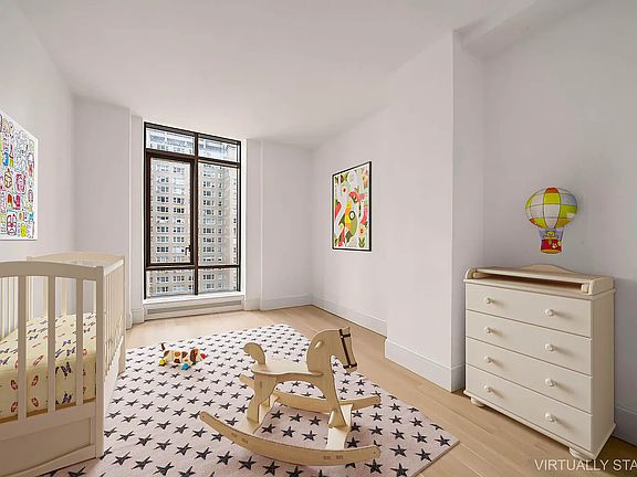 4th image of 215 E 19th St APT 7E