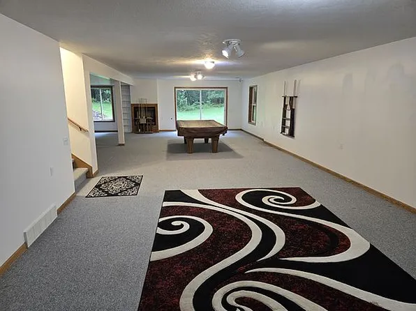 12491 Seven Mile Rd NE, Belding, MI 48809