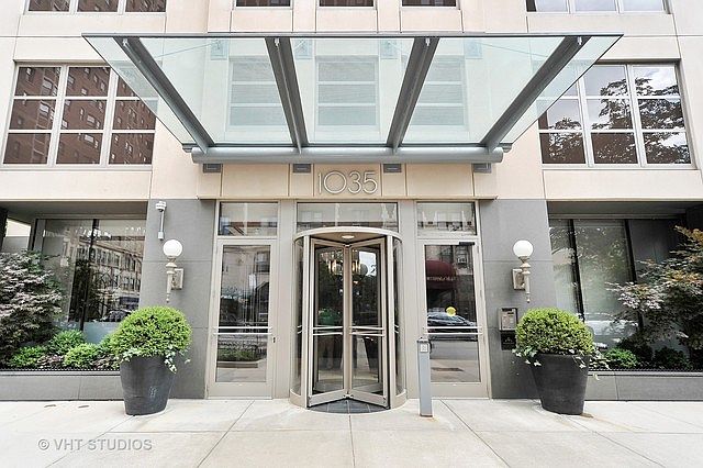 1st image of 1035 N Dearborn St Unit 8E