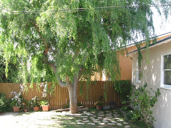 5th image of 2628 Fairway Ave