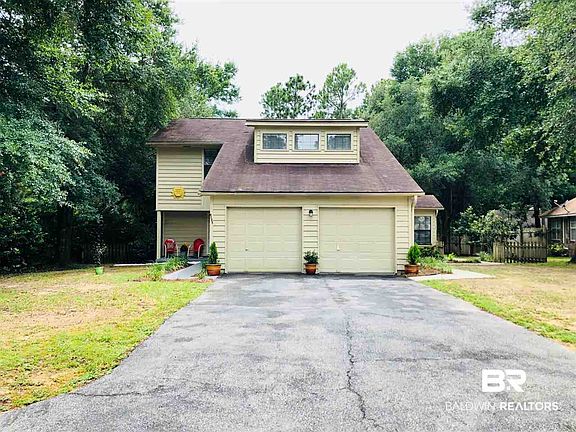 3rd image of 2850 Spanish Cove Dr N